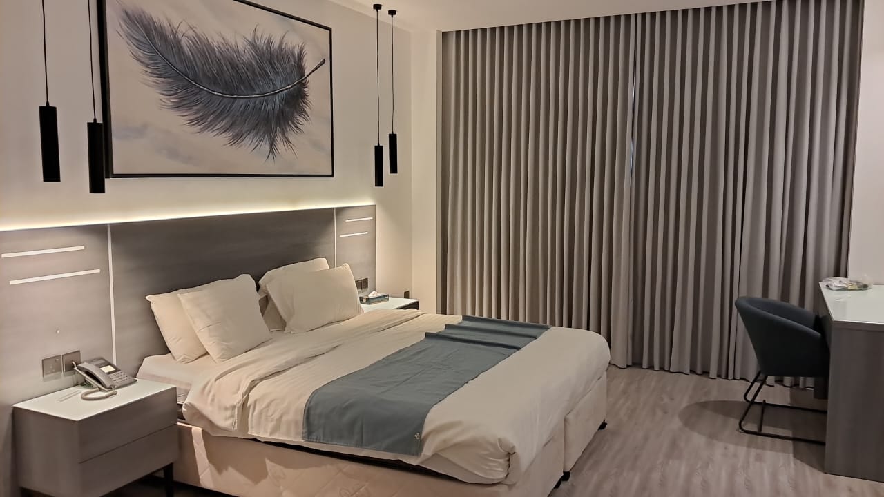 Mena Al Muruj Bedroom
